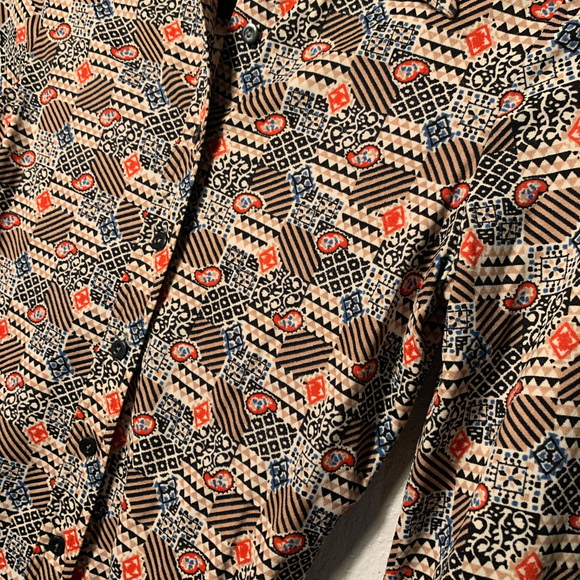 Rad Retro Shirt - Picture 2 of 8